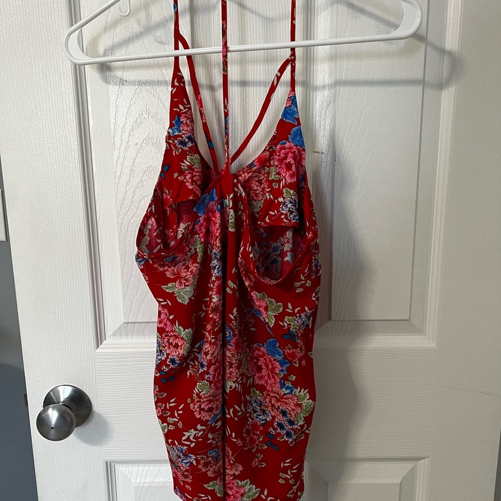 No Boundaries red floral tank - Picture 2 of 3
